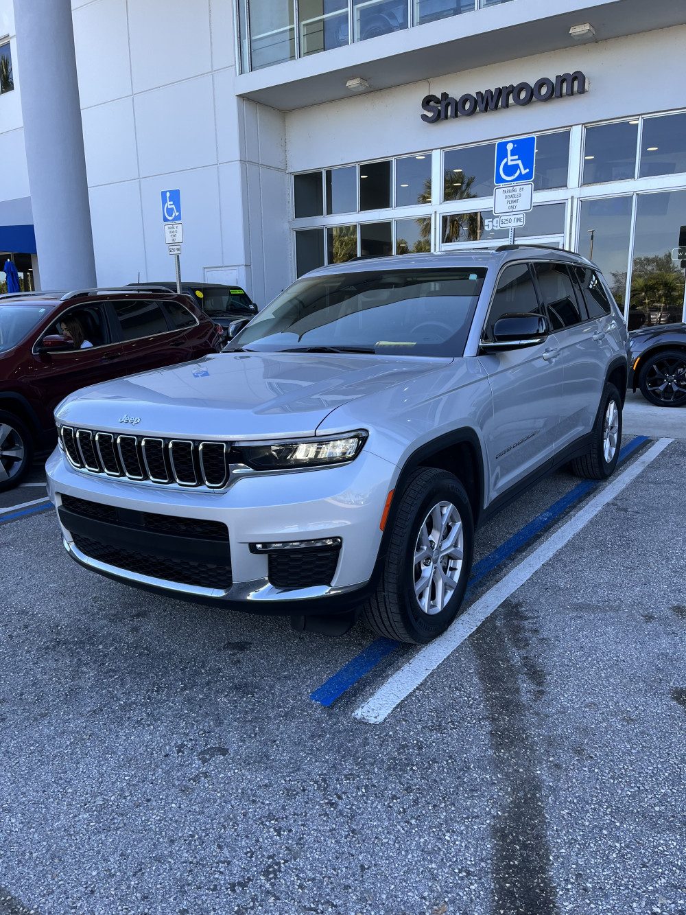 Jeep Grand Cherokee L, 3-row