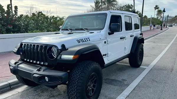 BEXT Jeep and Bronco rental photo 1