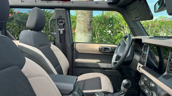 BEXT Jeep and Bronco rental photo 7